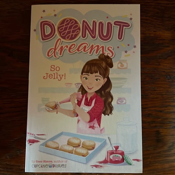 Donut Dreams book set - Picture 8 of 9